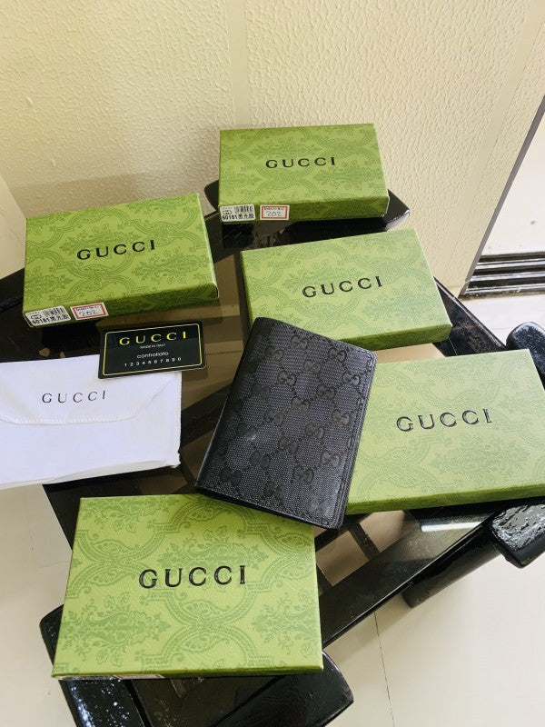 gucci full black hlf long wallet for men