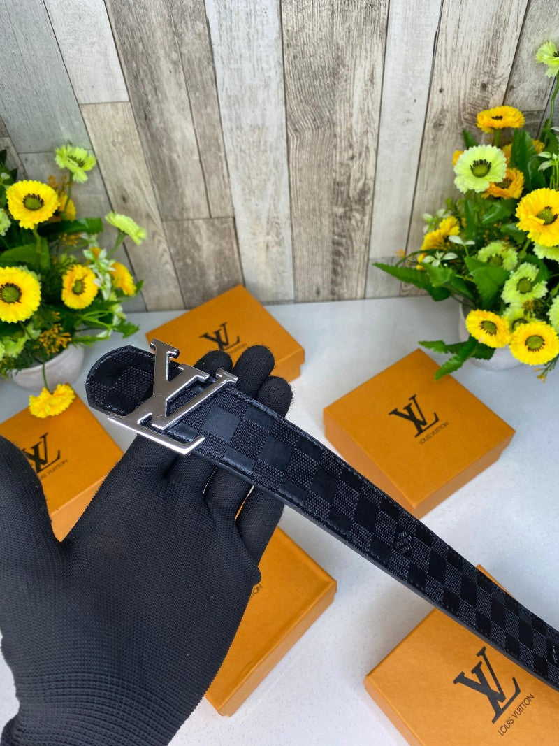 loius vuitto n full black premium quality belt