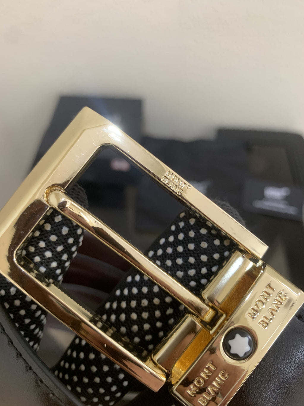 mont bllanc  golden  black premium quality belt