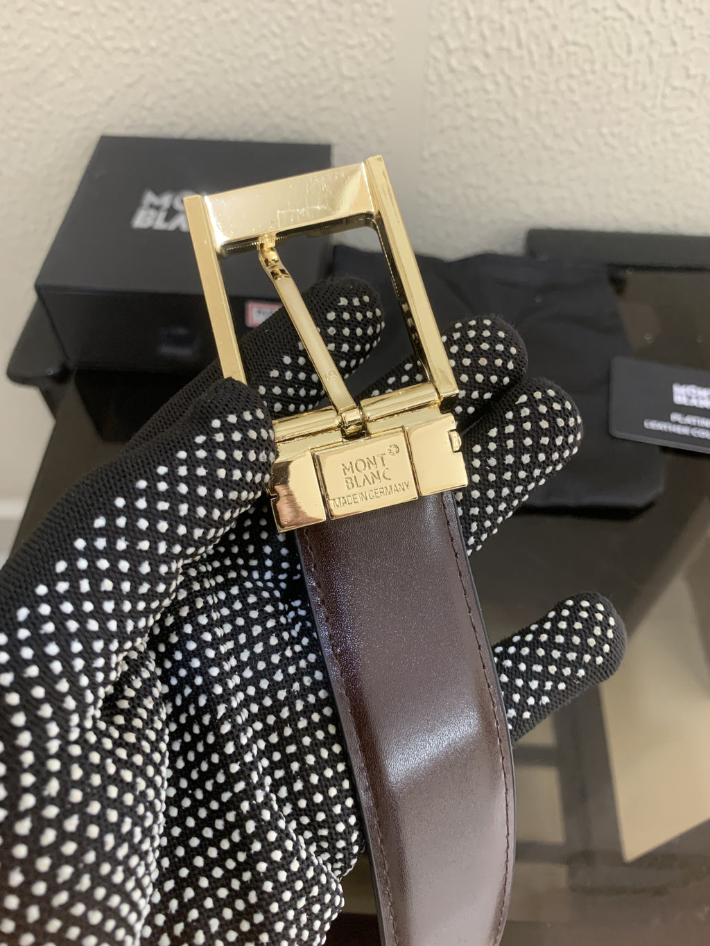 mont bllanc  golden  black premium quality belt