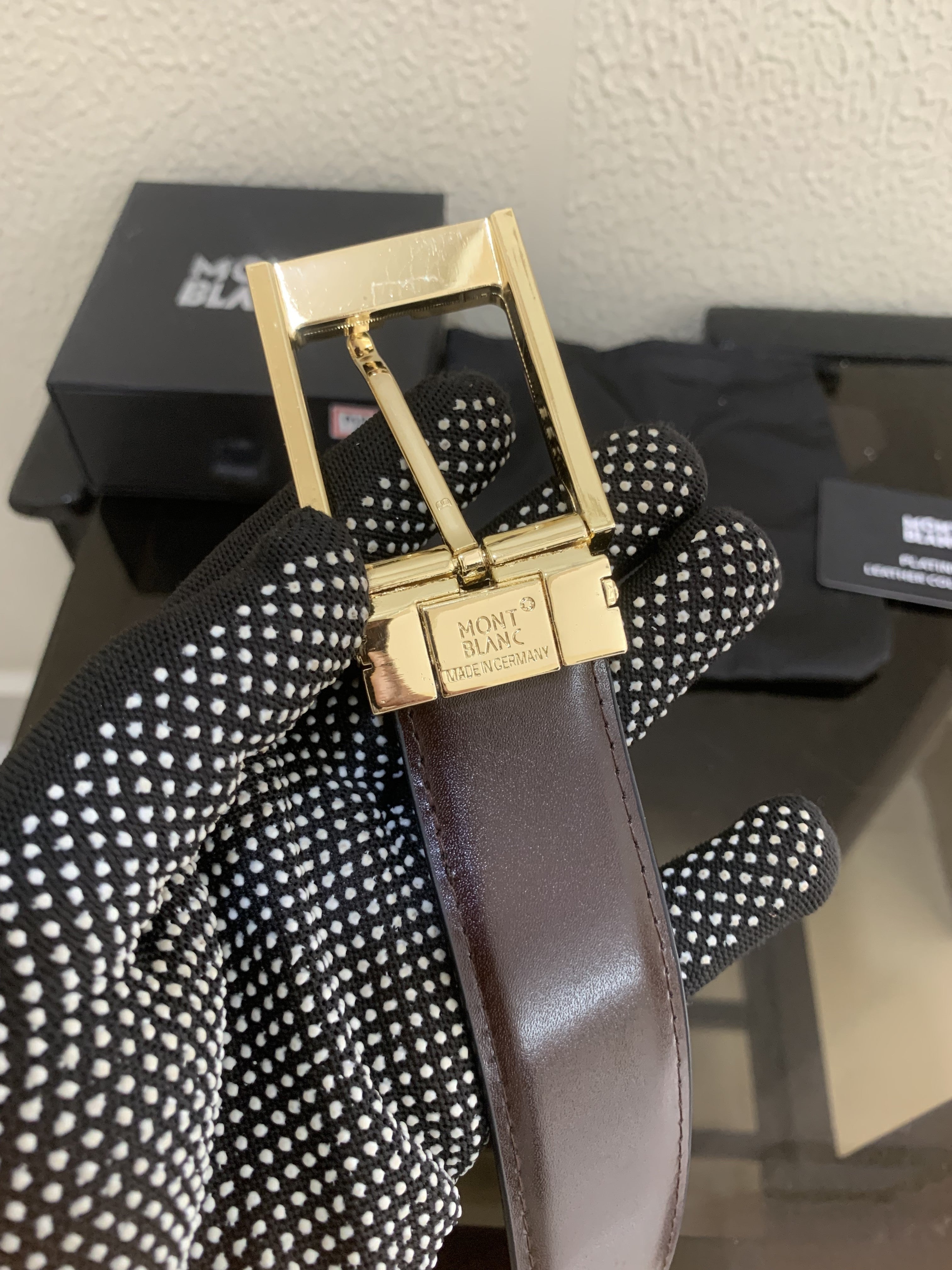 mont bllanc  golden  black premium quality belt