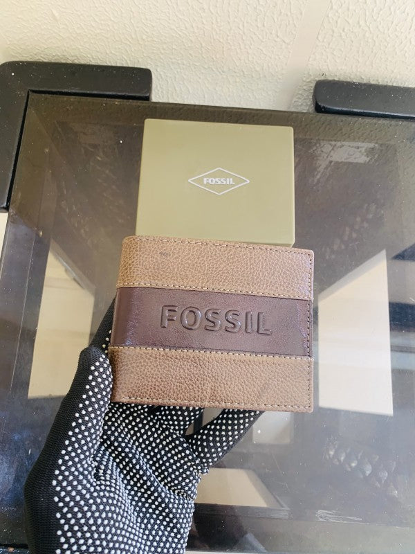 Fossil printed premium quality wallet